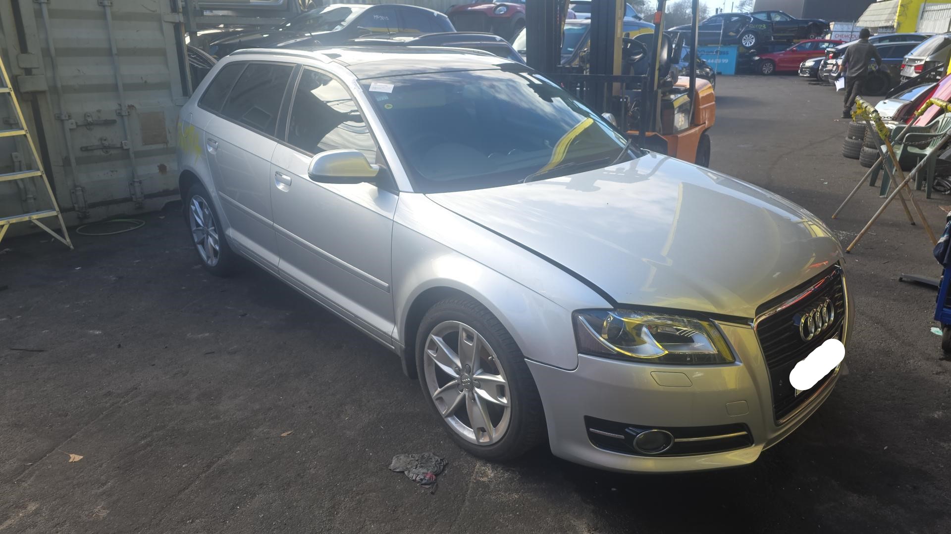2010 Model A image 1